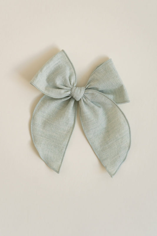 Fable Bow ~ pastel green - Renny & Blu
