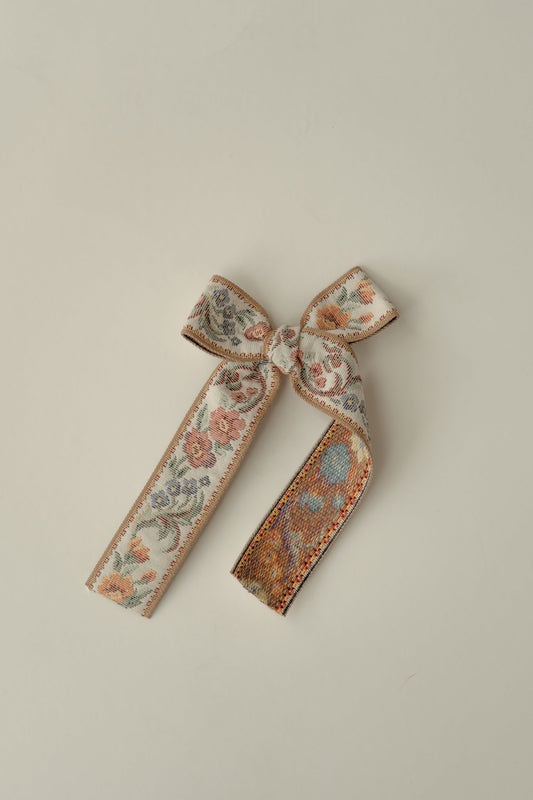 Long Tail ~ Ember - Renny & Blu