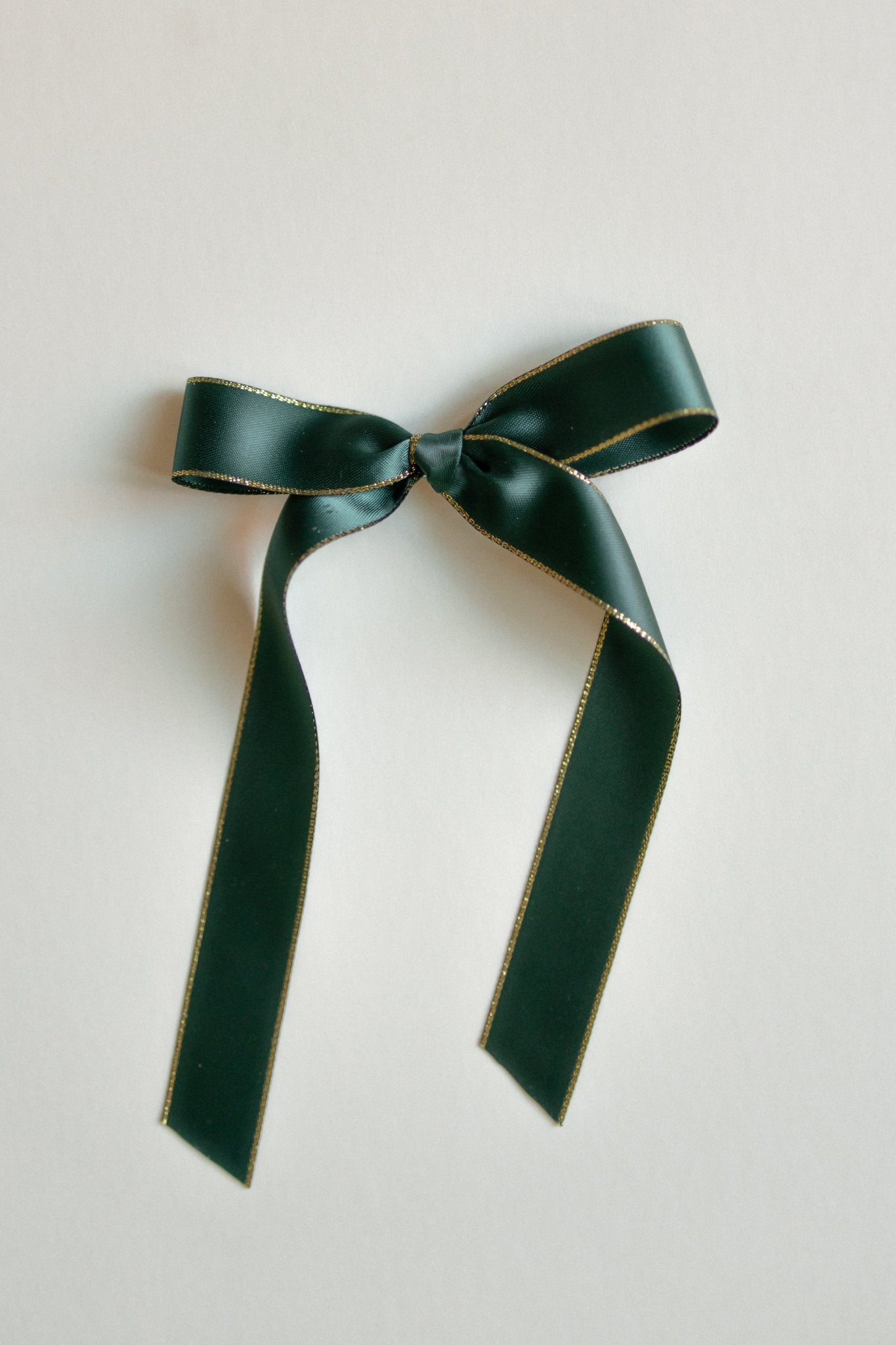 Long Tail ~ Mistletoe - Renny & Blu