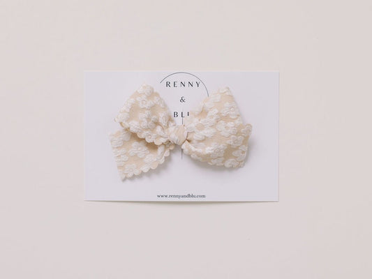 Pinwheel bow ~ Daisy - Renny & Blu