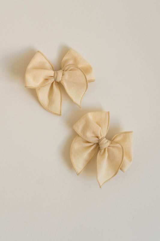 Small Fable Bow ~ pastel yellow - Renny & Blu