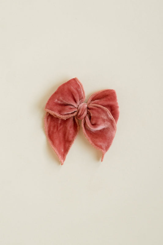 Small Fable Bow ~ Rhode - Renny & Blu