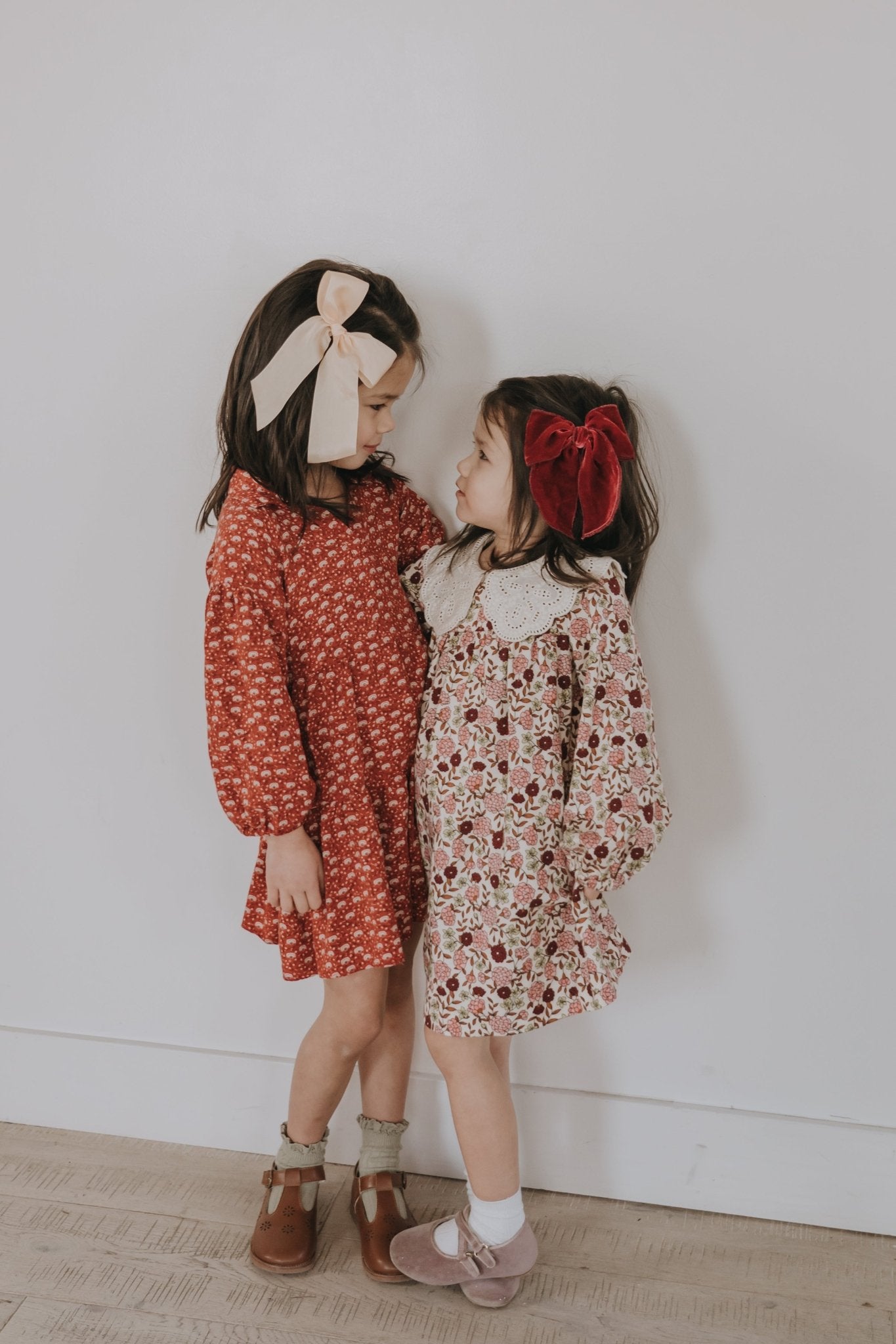 Fable bow ~ Smitten - Renny & Blu